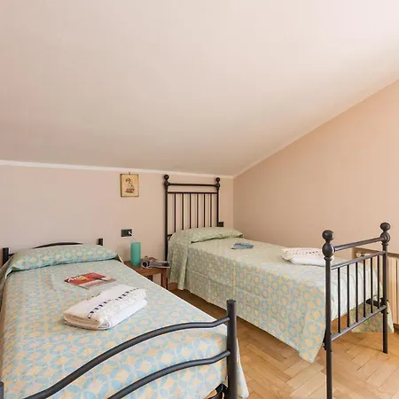 וילה Villa Serravalle *
