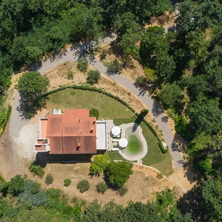 וילה Villa Serravalle